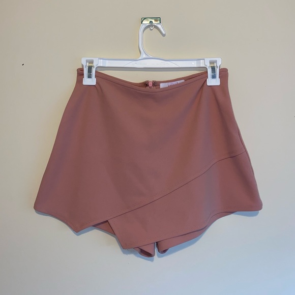 ❣️SOLD ON MERCARI❣️ - Picture 2 of 5